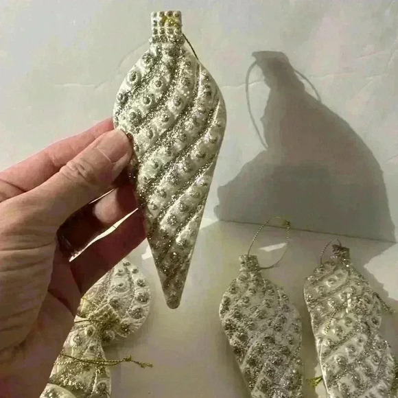 Set of 12 Christmas Ornaments- Cream With Silver Glitter - Picture 7 of 7